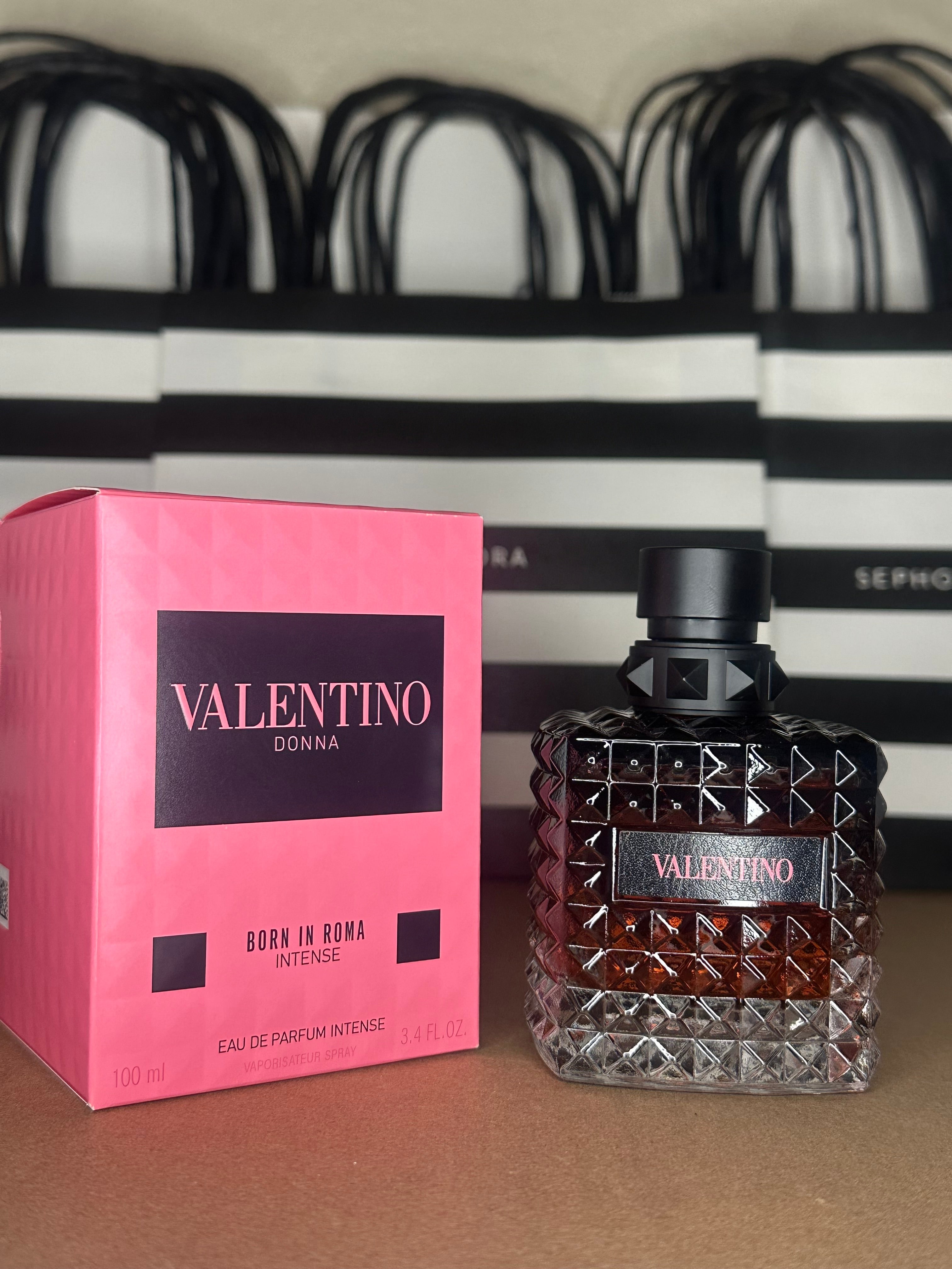 Valentino Donna Born in Roma - Intense Eau De Parfum