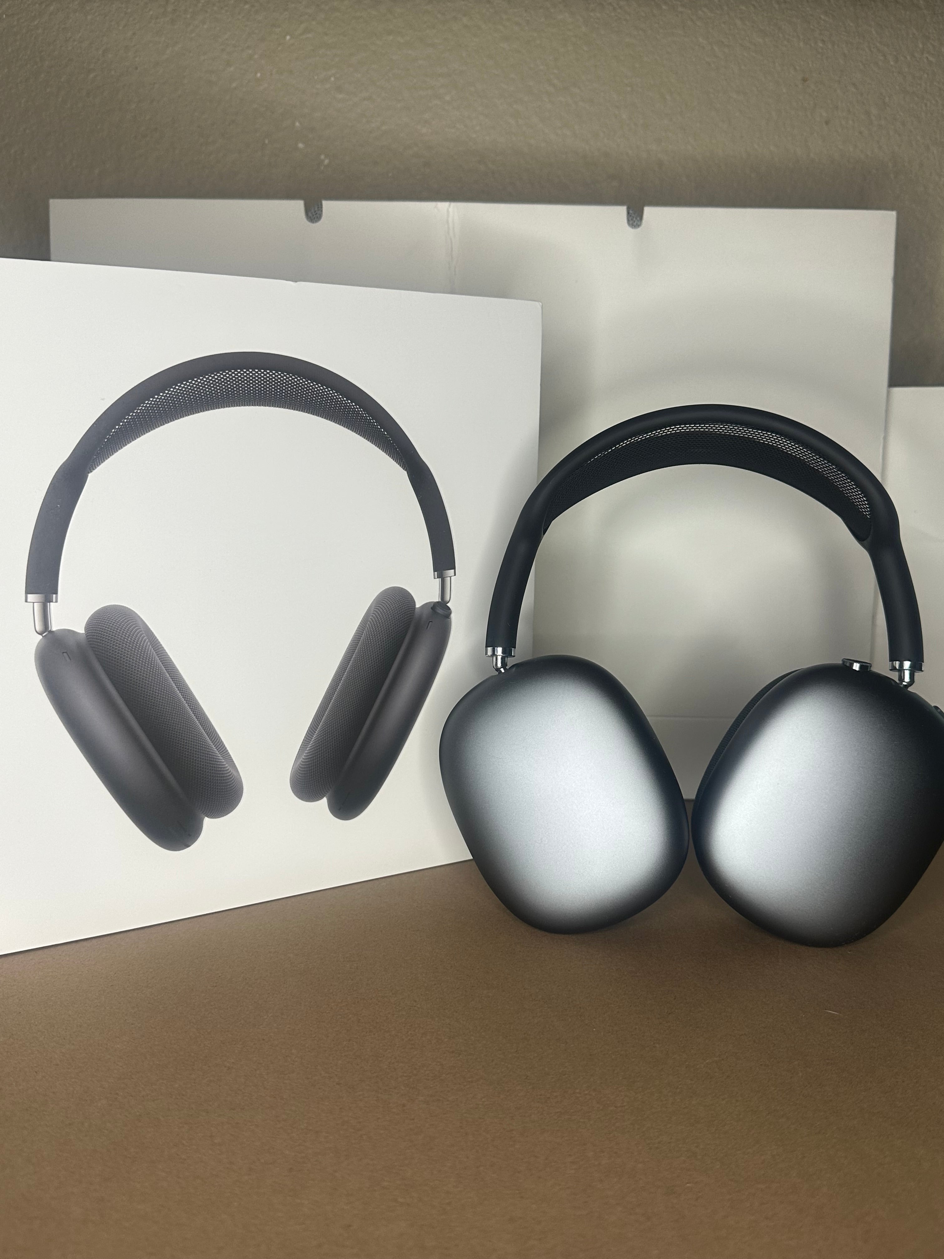 Apple AirPods Max Gen 1 – Over-Ear Wireless Headphones