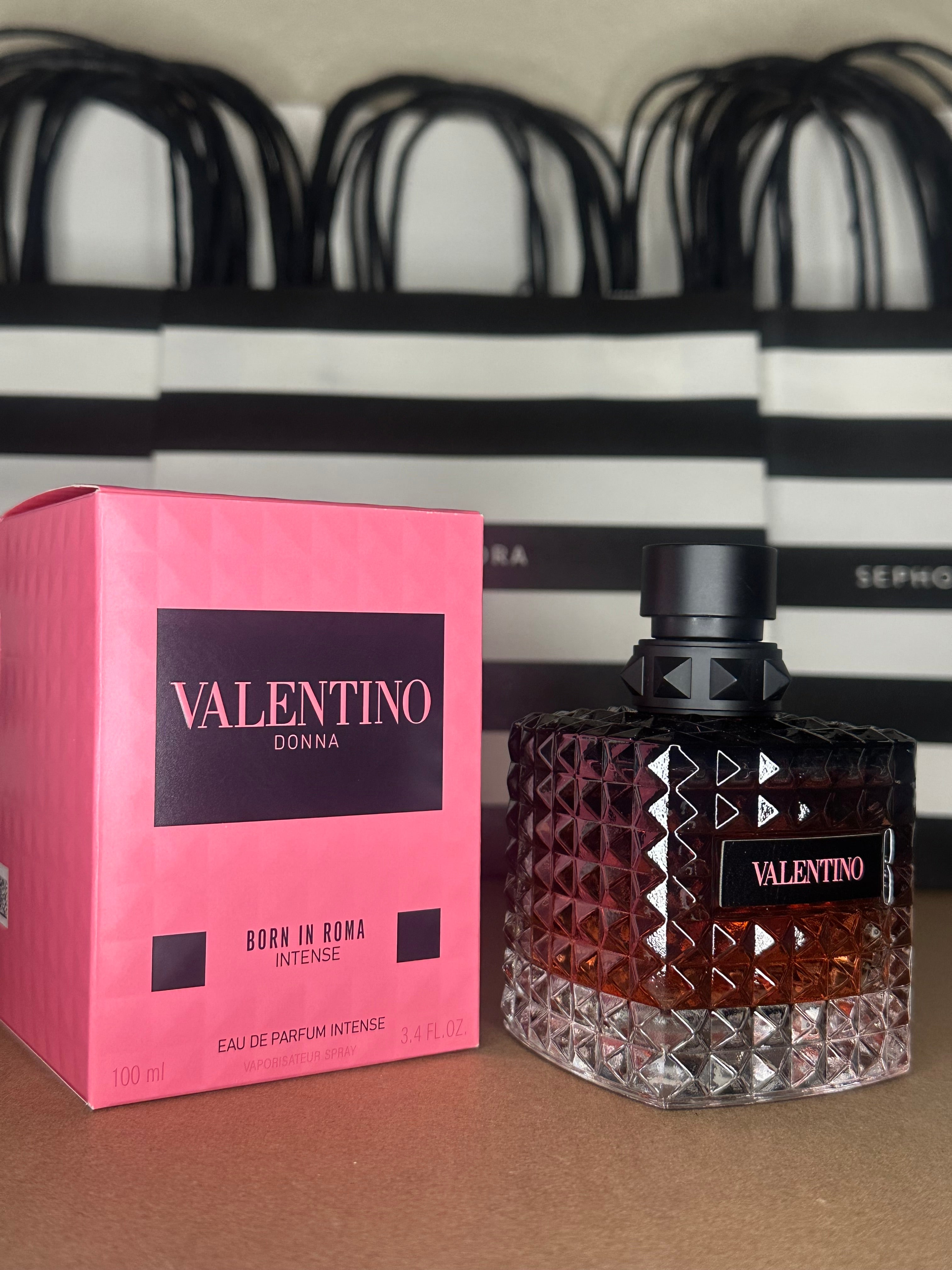 Valentino Donna Born in Roma - Intense Eau De Parfum